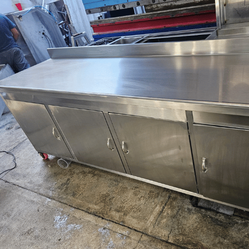 Muebles de acero inoxidable